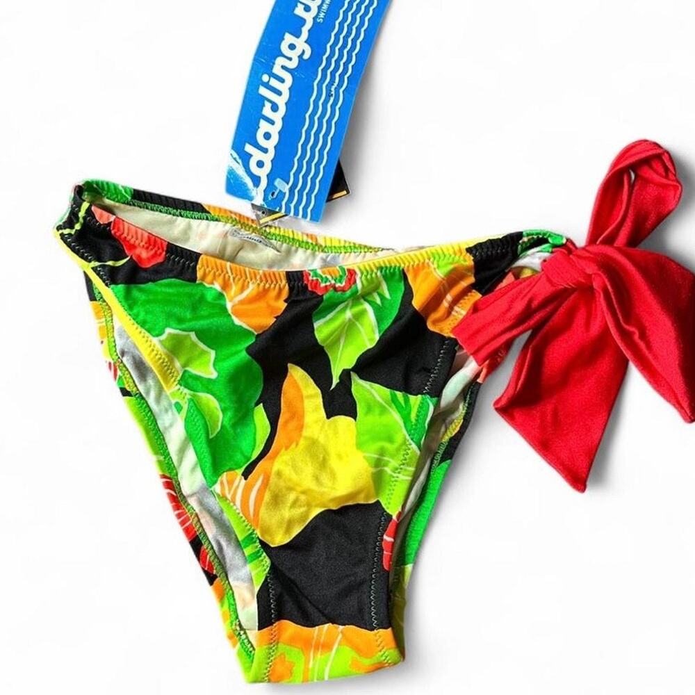 Vintage 80s/90s Bikini Bottom Darling Rio Adjustable Tie Bow
Women’s Size XS/S